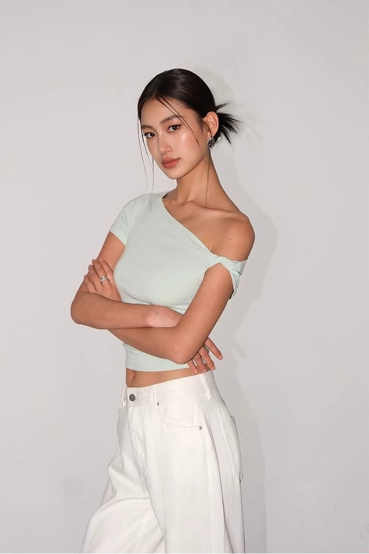 Short-sleeve top